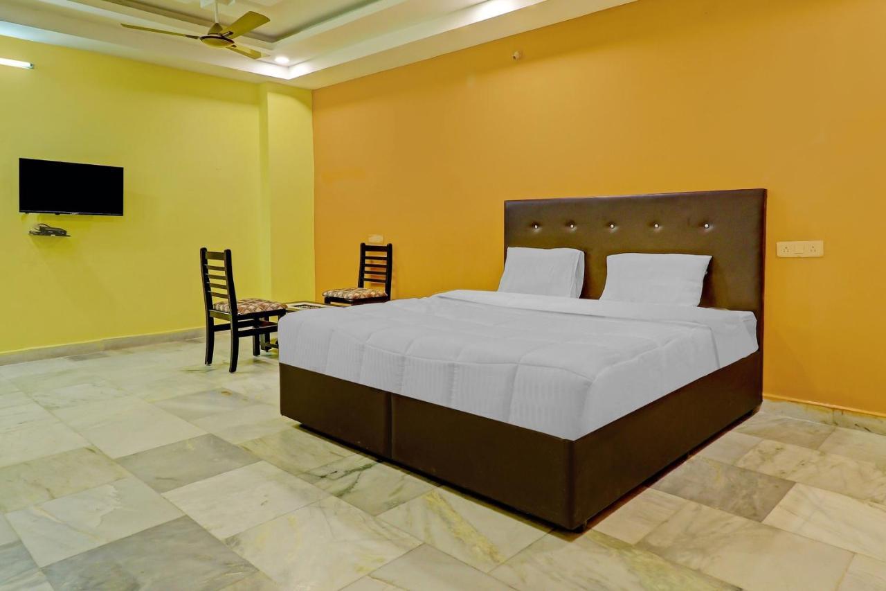 היידראבד Oyo 81589 Aruna Dwraka Homes מראה חיצוני תמונה