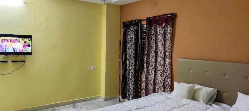 היידראבד Oyo 81589 Aruna Dwraka Homes מראה חיצוני תמונה